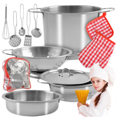 Bērnu virtuves piederumu komplekts. (23444)