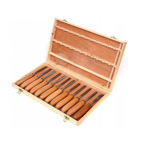 Profesionāls kaltu komplekts kokgriešanai, 12 gabali. Kraft&Dele (KD11775)