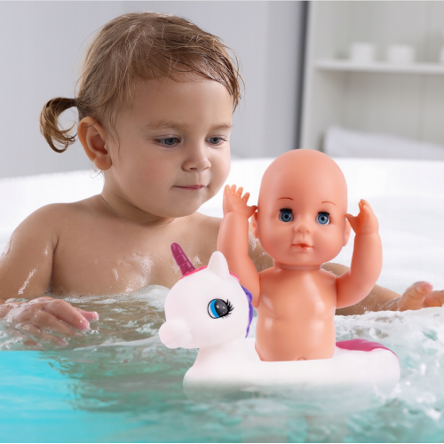 Pidžamā tērpta interaktīva lelle 30 cm (111530)