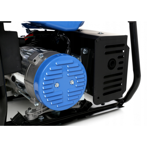 Vienfāzes benzīna ģenerators 3000W 12/230V no Kraft&Dele (KD141)
