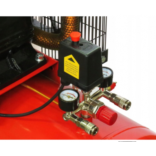 Eļļas kompresors 270L 400V 2 virzuļi 820 l/min 5,5 KW 7,5 ZS Kraft&dele (KD409)