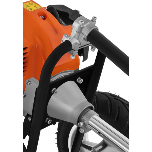 Benzīna dzīvžogu šķēres uz riteņiem, dzīvžogu šķēres 3,8 kW/5,2 ZS, disku komplekts (KD5188)