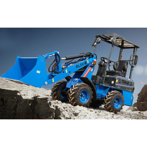 Frontālais mini iekrāvējs RIPPA RL06 ar Kubota D1105 dzinēju 24,7 ZS, EURO 5, kravnesība 700 kg (RL06)