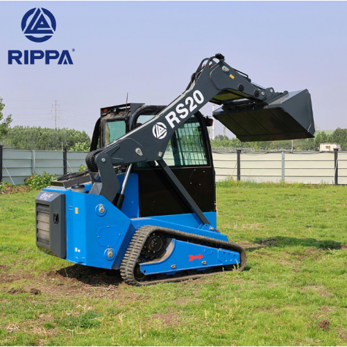 Gāpurķēžu mini iekrāvējs RIPPA RS20 PRO Kubota V2607 EFI 66,9 ZS, Stage V / EPA Tier 4, slēgta kabīne ar kondicionieri un apsildi, pilotvadība, kauss komplektā (RS20PRO)