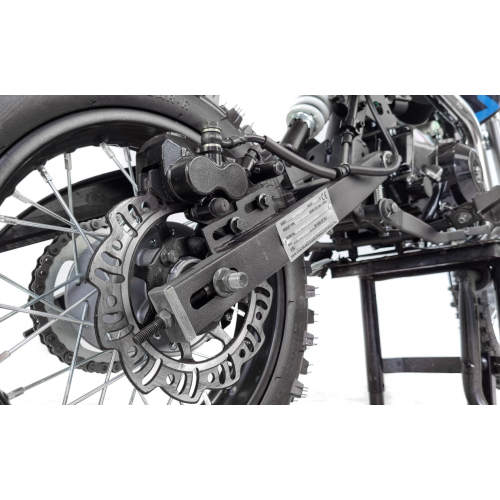 Benzīna motocikls 125cm3, 17"/14", manuāls 4 ātrumi XTR 607 (kājas - kick starts)