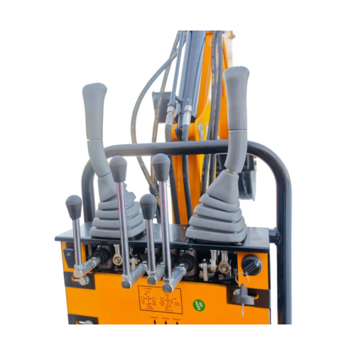 Mini ekskavators 7 kW / 14 MPa / 12 apgr./min ENZO (HT-08)
